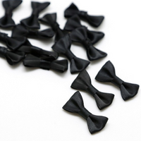 
              Mini Satin Schleifen | 3 cm x 1,5cm | 25 Stück
            
